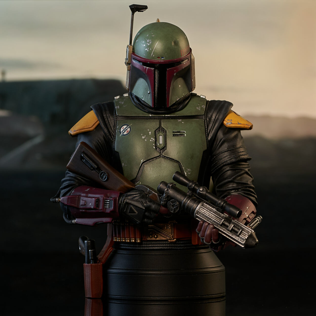 Gentle Giant Star Wars: The Book of Boba Fett Mini-Bust | Fanboy 