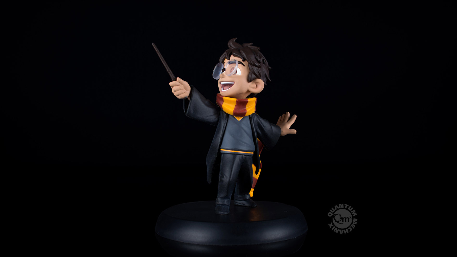 Quantum Mechanix QHP103 – Q-Fig Harry's First Flight, Figura Multicolore Da Collezione, Licenza Ufficiale Harry Potter - 3